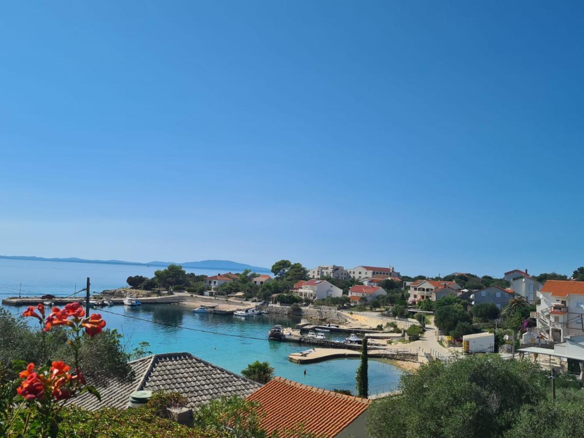 Apartments Solis, 50 M From The Sea - Jakisnica ภายนอก รูปภาพ