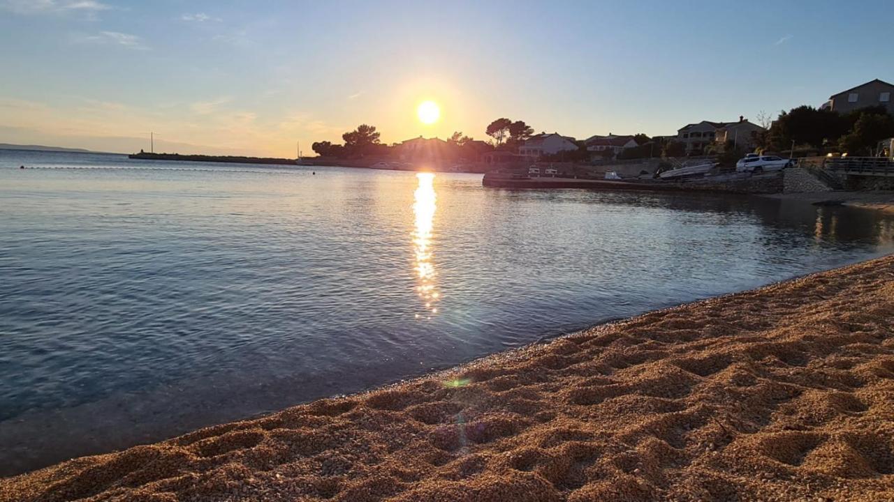 Apartments Solis, 50 M From The Sea - Jakisnica ภายนอก รูปภาพ